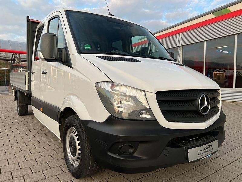 Gebraucht Mercedes Sprinter 163 PS (119 kW) 2018 Arktikweiss Van