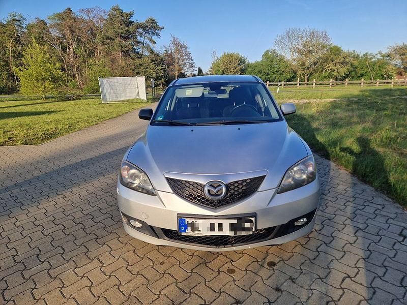 Second-hand Mazda 3 105 CP (77 kW) 2007 Argintiu Berlinǎ