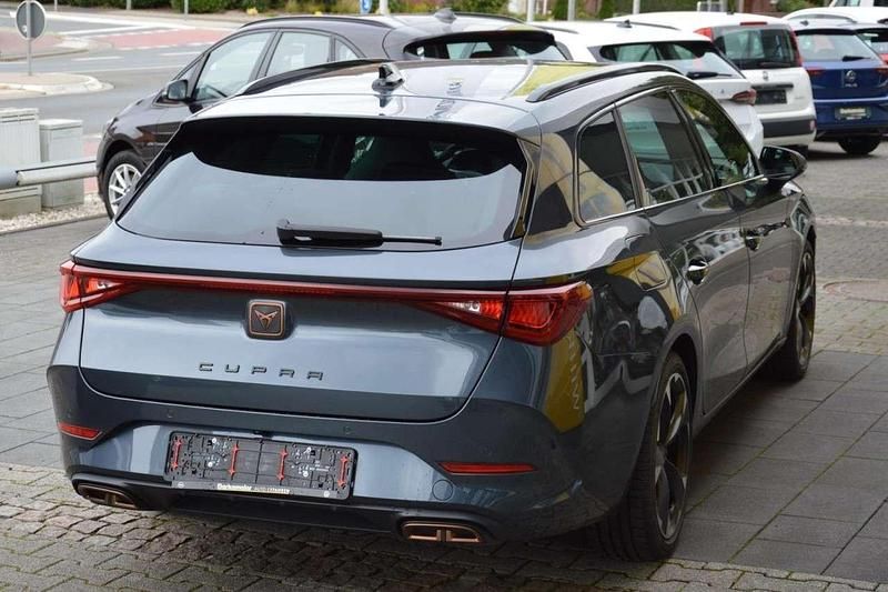 Gebraucht Cupra Leon 150 PS (110 kW) 2024 Magnetic tech (grau) Kombi