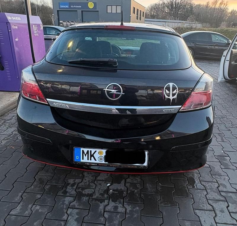 Gebraucht Opel Astra GTC 90 PS (66 kW) 2008 Schwarz Coupé