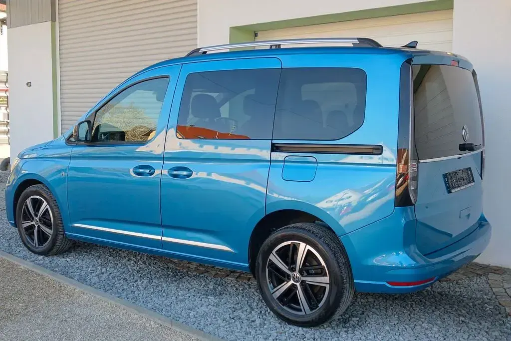 Gebraucht VW Caddy Style 122 PS (89 kW) 2022 Blau Van / Kleinbus