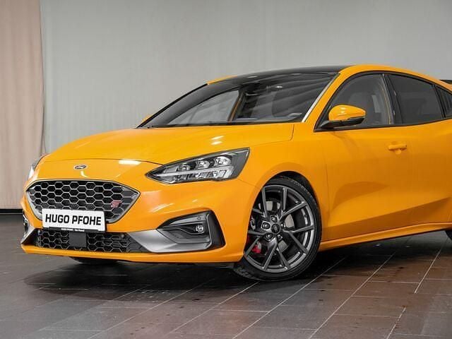 Gebraucht Ford Focus ST 280 PS (205 kW) 2020 Tropical orange Limousine