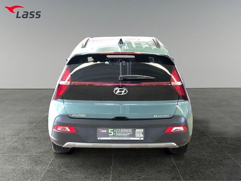 Gebraucht Hyundai Bayon Select 101 PS (74 kW) 2024 Lucid lime metallic SUV