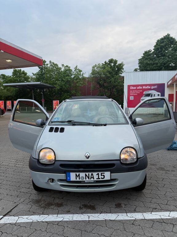 Silber Gebraucht 2002 Renault Twingo Kleinwagen | 1.100 € (Guter Preis) - Bild 1/4
