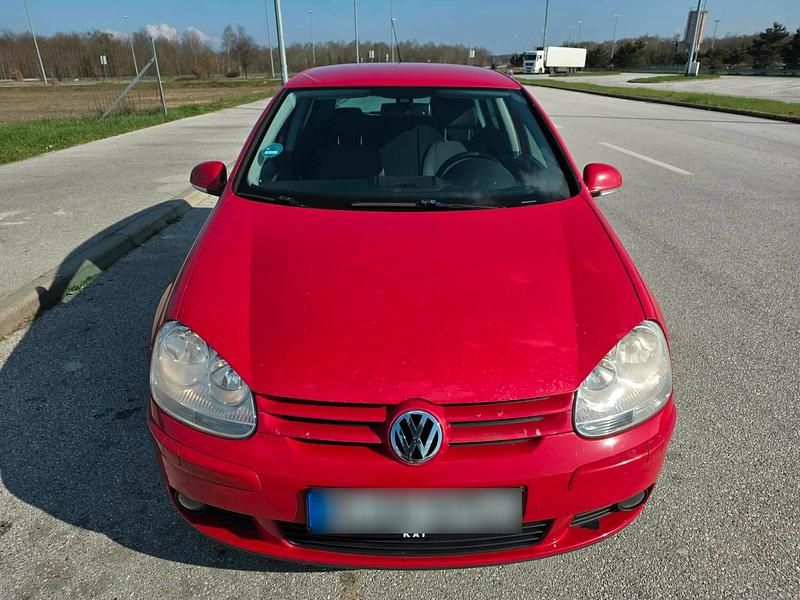 Usata VW Golf VI 102 CV (75 kW) 2008 Rosso Utilitaria