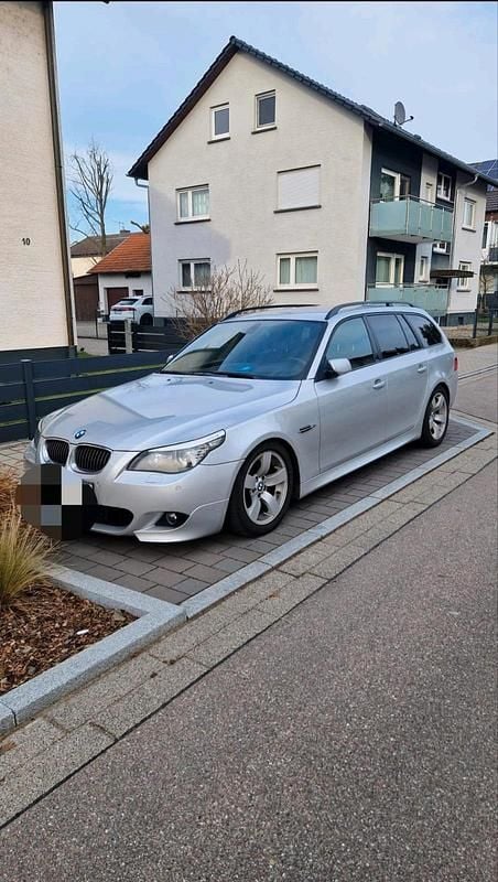 Silber Gebraucht 2007 BMW 530 M Sport Kombi | 4.900 € (Superpreis) - Bild 1/4