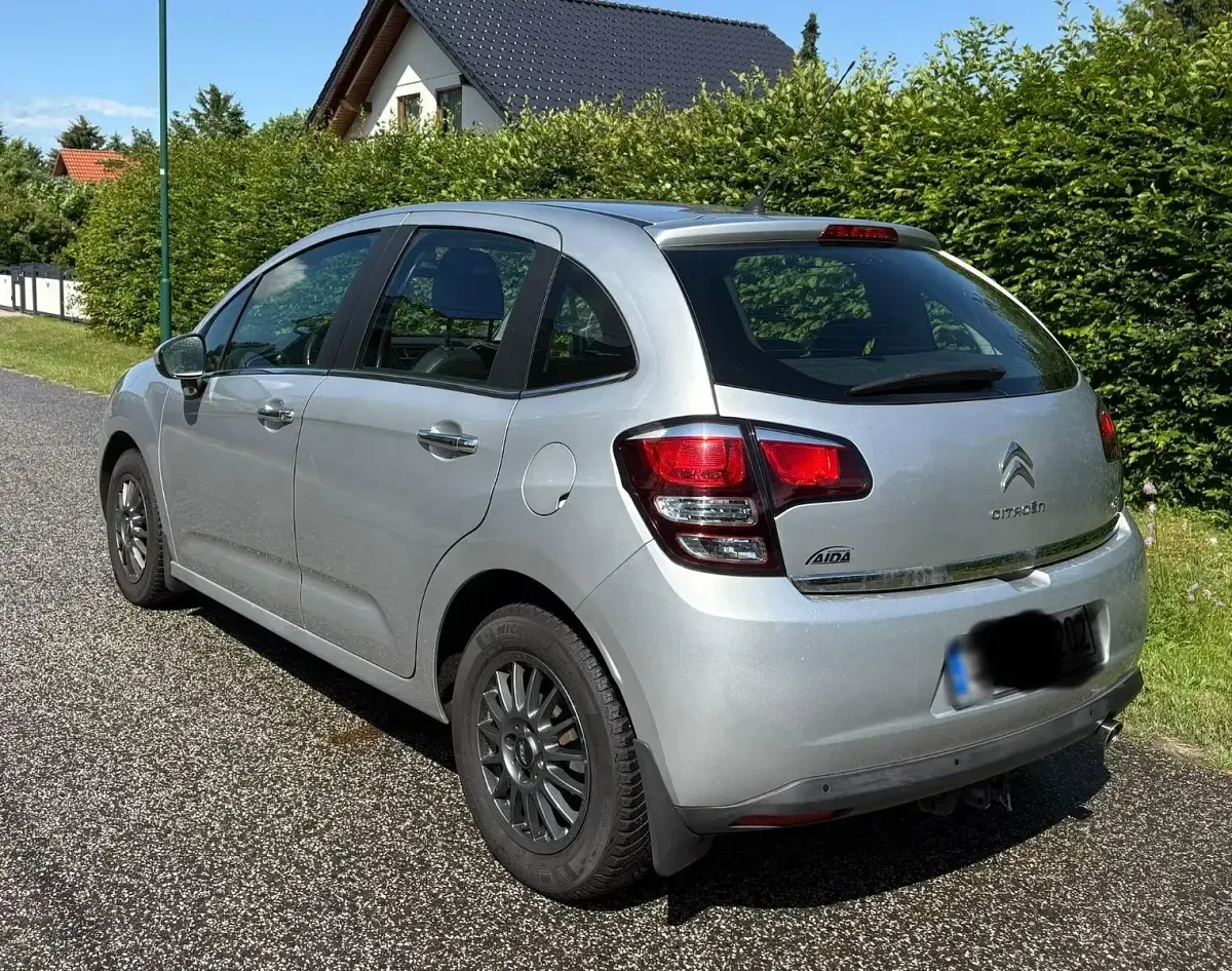 Gebraucht Citroën C3 PureTech 82 PS (60 kW) 2016 Silber Kleinwagen