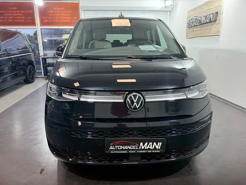 Usata VW T7 Style 150 CV (110 kW) 2025 Nero Furgone