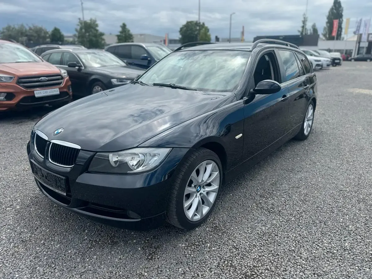 Gebraucht BMW 318 143 PS (105 kW) 2008 Schwarz Kombi