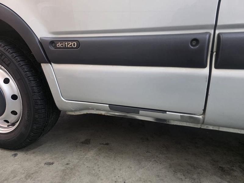 Gebraucht Renault Master 120 PS (88 kW) 2008 Silber Van / Kleinbus