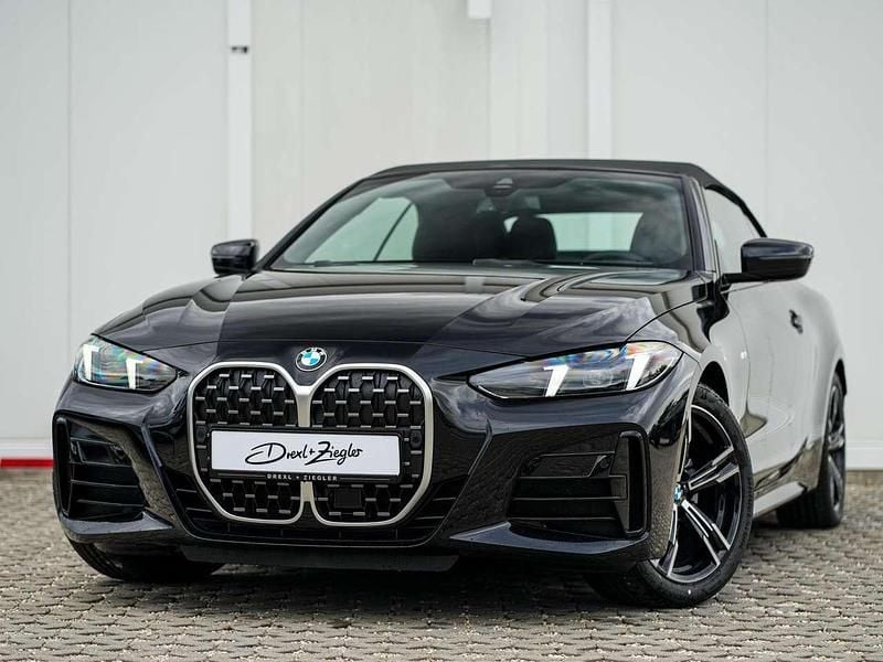 Saphirschwarz metallic Gebraucht 2025 BMW 420 M Sport Cabrio | 48.890 € (Superpreis) - Bild 1/4