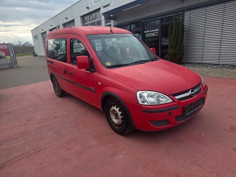 Gebraucht Opel Combo 101 PS (74 kW) 2004 Rot Van / Kleinbus