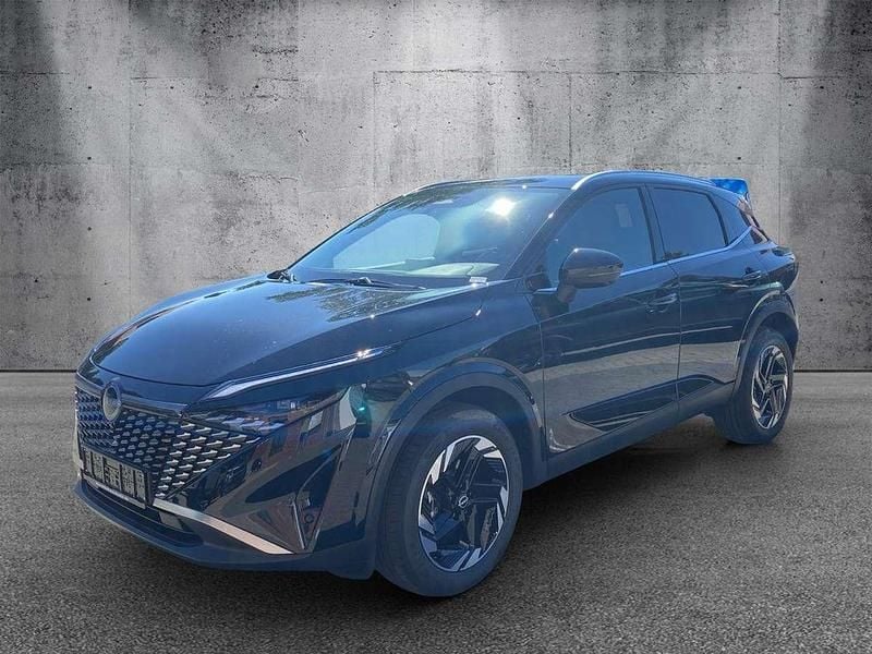 Black gat Neu 2025 Nissan Qashqai N-Connecta SUV | 28.970 € (Superpreis) - Bild 1/4