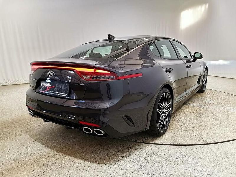 Gebraucht Kia Stinger GT 366 PS (269 kW) 2021 Panthera metal Kleinwagen