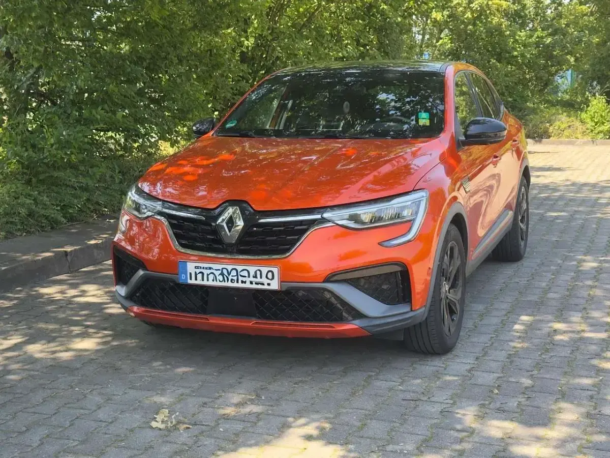 Gebraucht Renault Arkana Bose Edition 158 PS (116 kW) 2022 Valencia orange metallic SUV