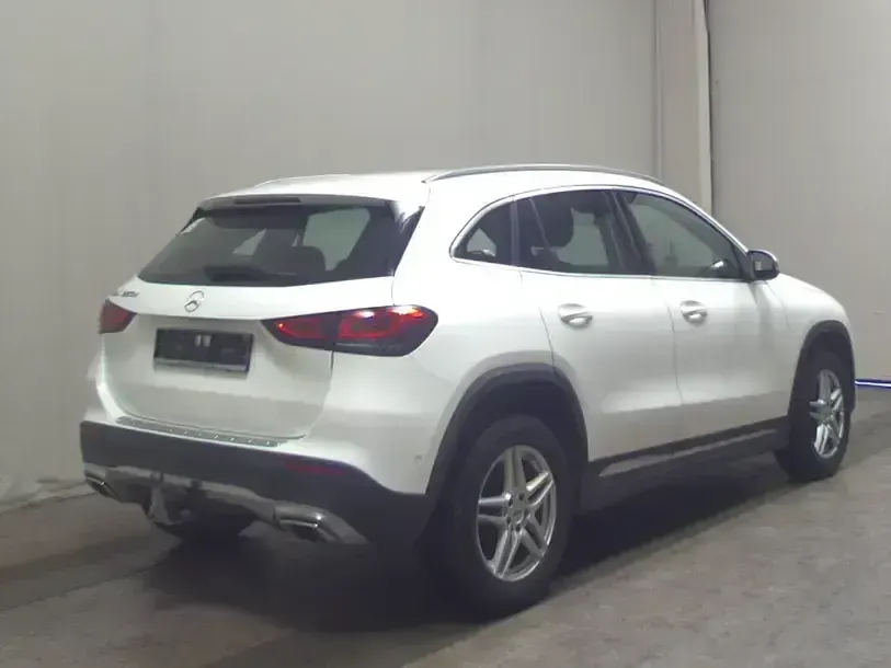 Gebraucht Mercedes GLA220 Progressive 190 PS (139 kW) 2021 Weiss SUV