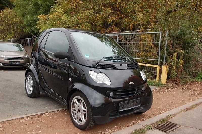 Schwarz Gebraucht 2002 Smart ForTwo Coupé Pulse Coupé | 1.200 € (Guter Preis) - Bild 1/4