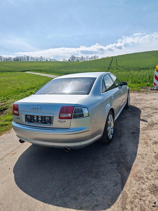 Gebraucht Audi A8 340 PS (250 kW) 2004 Silber Limousine