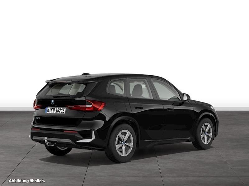 Schwarz Gebraucht 2024 BMW iX1 SUV | 48.684 € (Teuer) - Bild 1/2