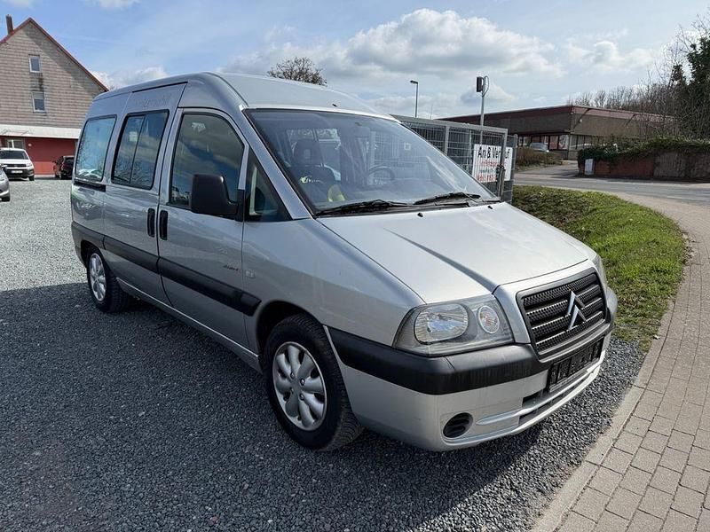 Second-hand Citroën Jumpy 109 CP (80 kW) 2006 Argintiu Monovolum