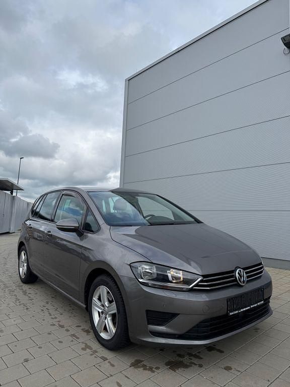 Grau Gebraucht 2015 VW Golf Sportsvan Comfortline Van / Kleinbus | 7.000 € (Fairer Preis) - Bild 1/4