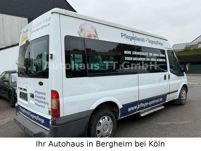 Gebraucht Ford Tourneo 101 PS (74 kW) 2012 Weiß Kombi