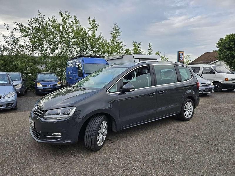 Gebraucht 2017 VW Sharan Highline Van / Kleinbus | 7.950 € - Bild 1/4
