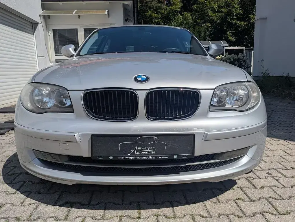Gebraucht BMW 118 Advantage 143 PS (105 kW) 2009 Titansilber metallic Kleinwagen