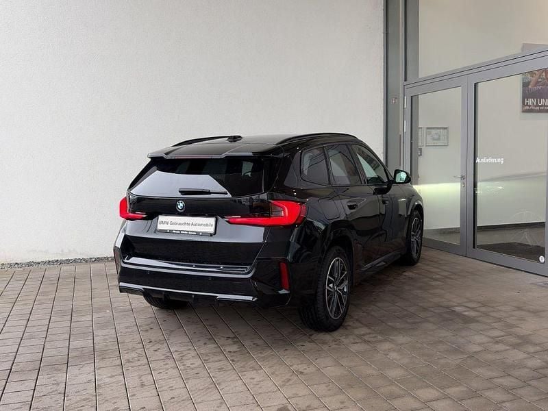 Gebraucht BMW X1 M Sport 204 PS (150 kW) 2022 Saphirschwarz (metallic) SUV