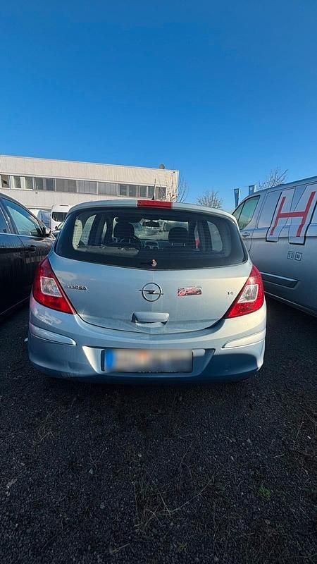 Second-hand Opel Corsa 90 CP (66 kW) 2007 Albastru Hatchback