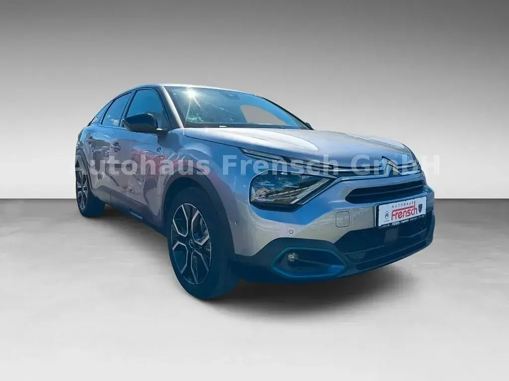 Gebraucht Citroën e-C4 Shine 100 kW (136 PS) 2022 Grau Limousine
