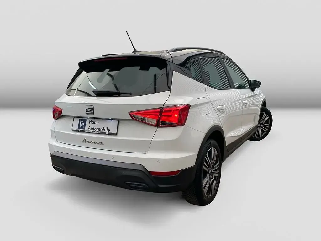 Gebraucht Seat Arona Style 116 PS (85 kW) 2024 "nevada" weiss SUV