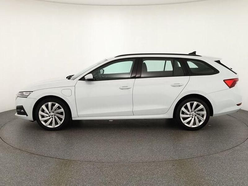 Gebraucht Skoda Octavia 150 PS (110 kW) 2022 Weiss