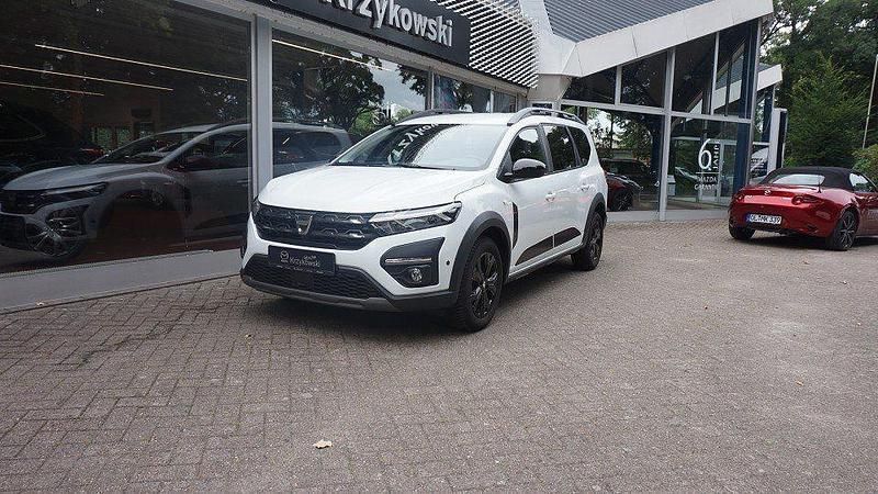 Weiß Gebraucht 2022 Dacia Jogger Extreme Limousine | 18.950 € (Fairer Preis) - Bild 1/4