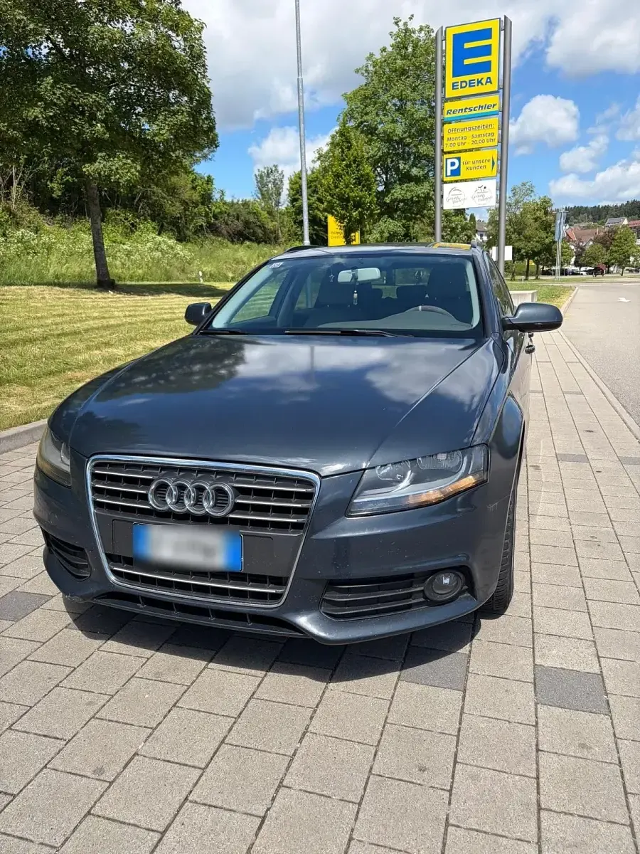 Gebraucht Audi A4 143 PS (105 kW) 2010 Silber Kombi
