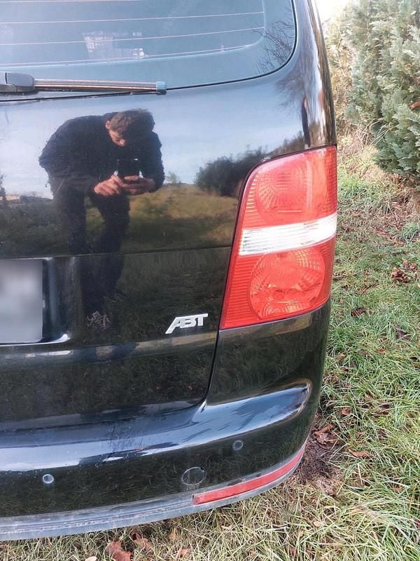 Gebraucht VW Touran 115 PS (84 kW) 2006 Schwarz Van / Kleinbus