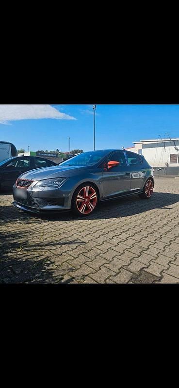 Second-hand Seat Leon CUPRA 280 CP (205 kW) 2015 Gri Berlinǎ