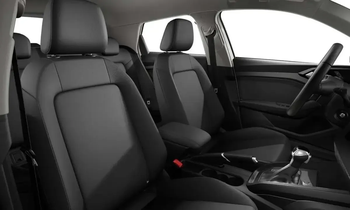 Gebraucht Audi A1 S-Line 95 PS (69 kW) 2024 Cortinaweiß SUV