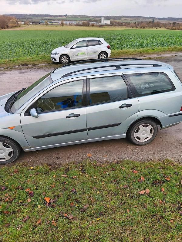 Second-hand Ford Focus 100 CP (73 kW) 2003 Andere farben Break