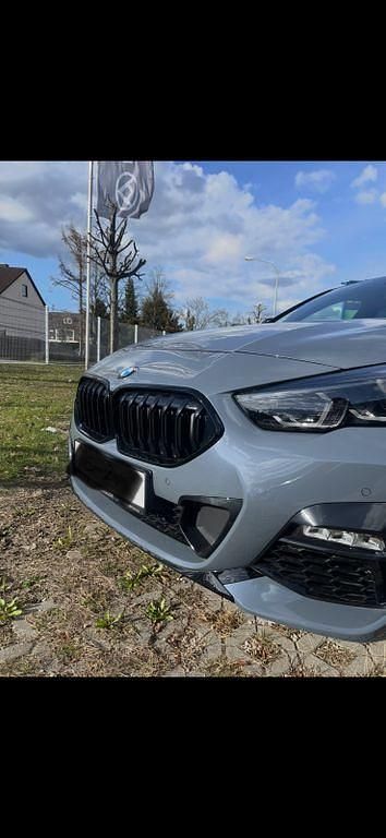 Grau Gebraucht 2023 BMW 220 Comfort Edition Coupé | 33.450 € (Guter Preis) - Bild 1/4