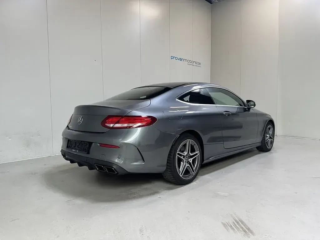 Gebraucht Mercedes C180 AMG line 156 PS (114 kW) 2016 Grau Coupé