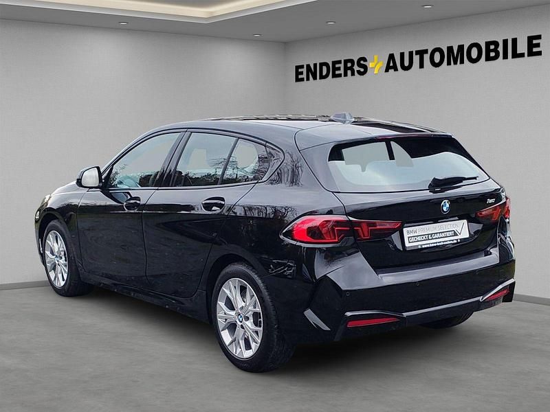 Second-hand BMW 120 Efficient Dynamics 156 CP (114 kW) 2025 Negru Hatchback