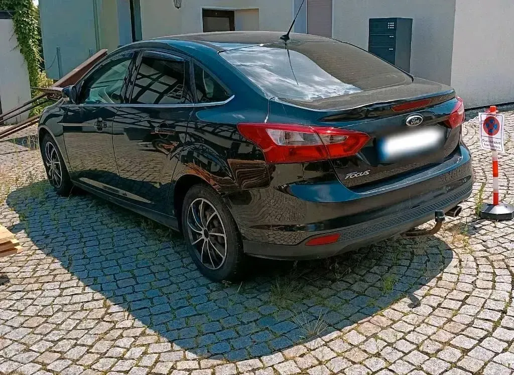 Gebraucht Ford Focus 150 PS (110 kW) 2011 Schwarz Limousine