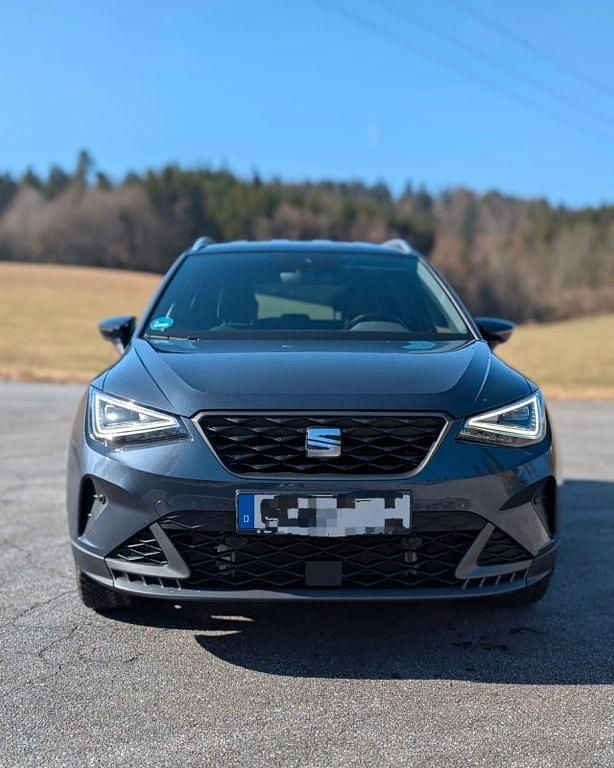 Gebraucht Seat Arona FR 116 PS (85 kW) 2025 Grau SUV