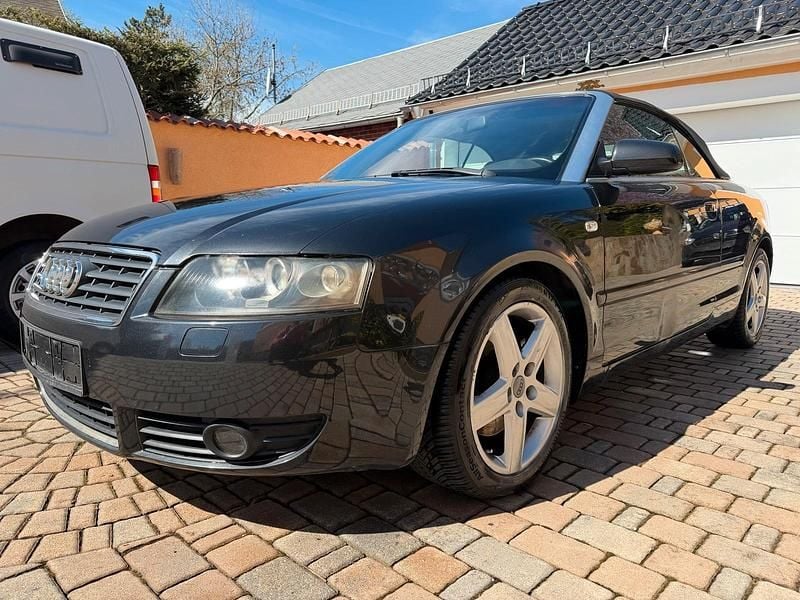 Gebraucht Audi A4 Cabriolet S-Line 163 PS (119 kW) 2004 Schwarz Cabrio