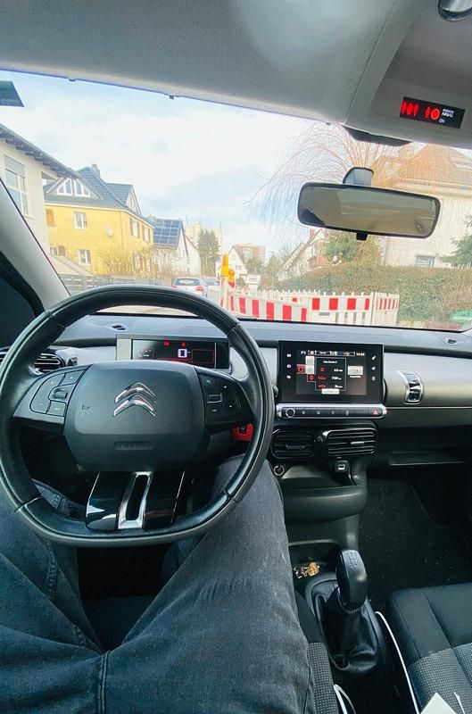 Gebraucht Citroën C4 95 PS (69 kW) 2015 Grün Limousine