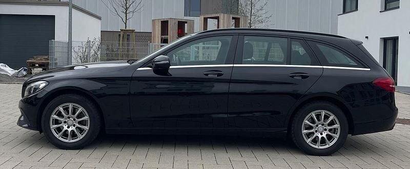Gebraucht Mercedes C220 170 PS (125 kW) 2017 Schwarz Limousine