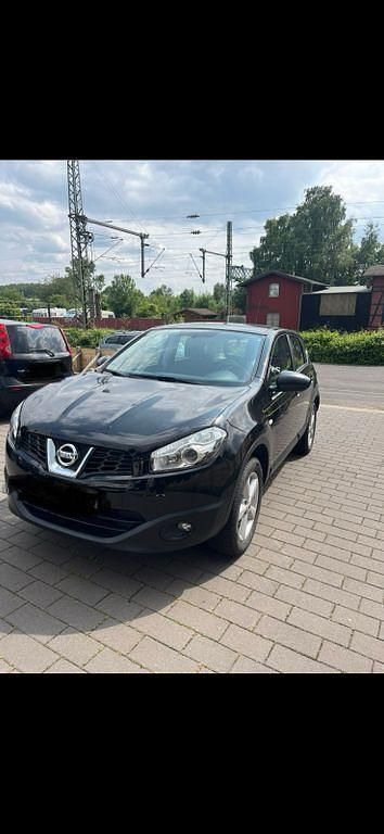 Schwarz Gebraucht 2010 Nissan Qashqai Acenta SUV | 5.499 € (Guter Preis) - Bild 1/4