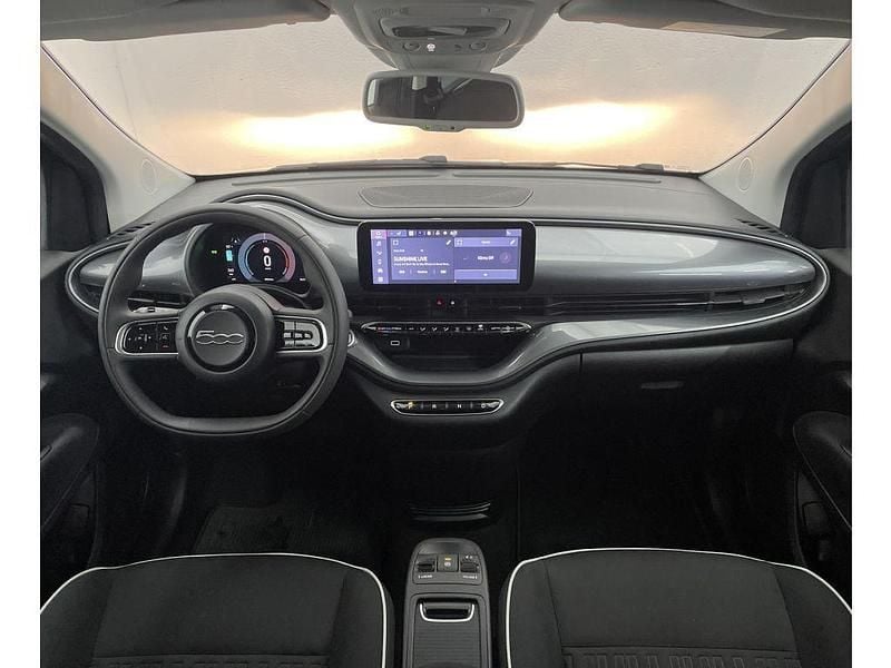 Gebraucht Fiat 500e 86 kW (118 PS) 2023 Mineral grau (metallic) Limousine