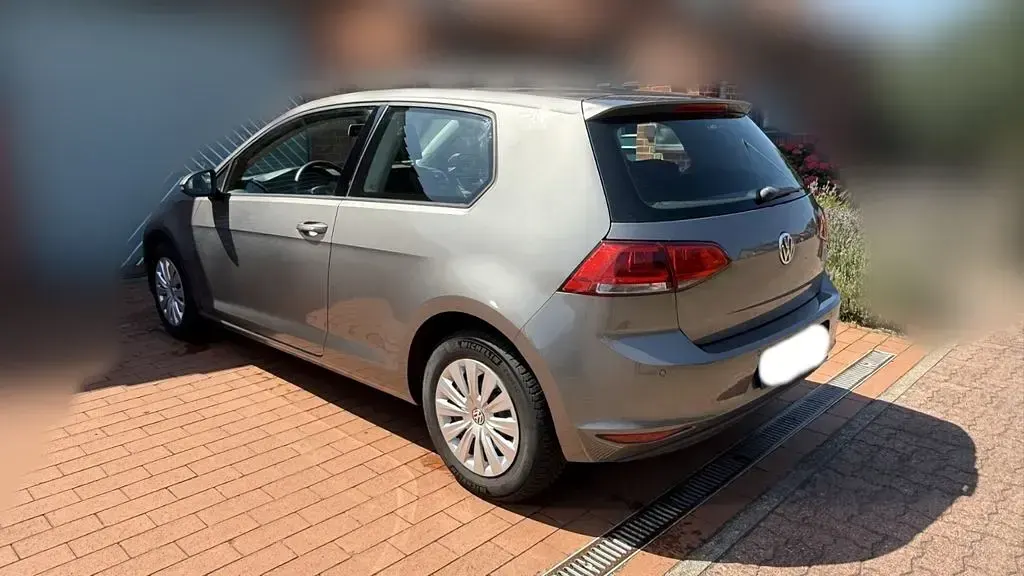 Gebraucht VW Golf VII Trendline 86 PS (63 kW) 2017 Grau Limousine